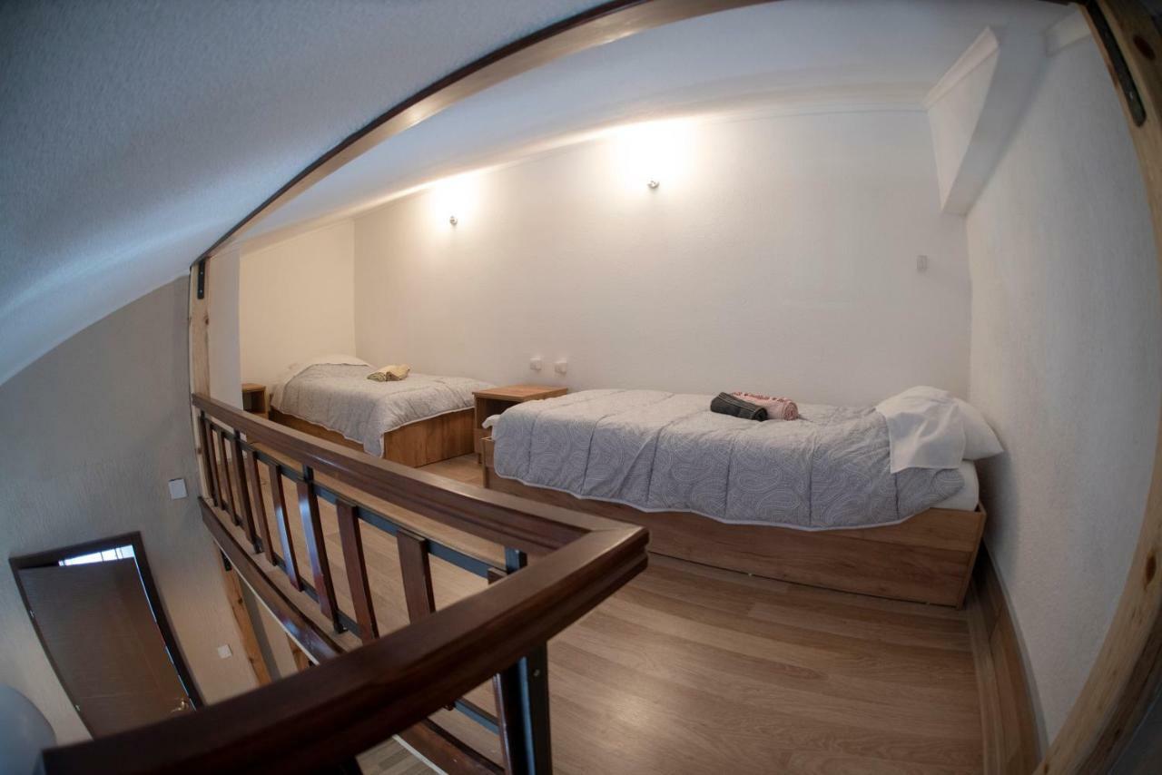 Dionis Rooms & Apartments プリレプ エクステリア 写真